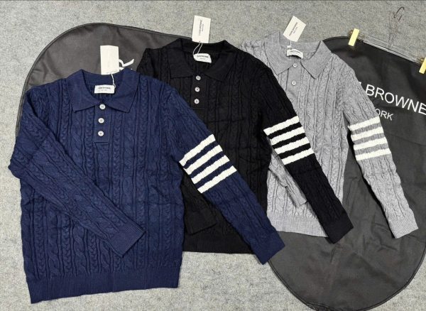 Áo len THOM BROWNE dệt vân